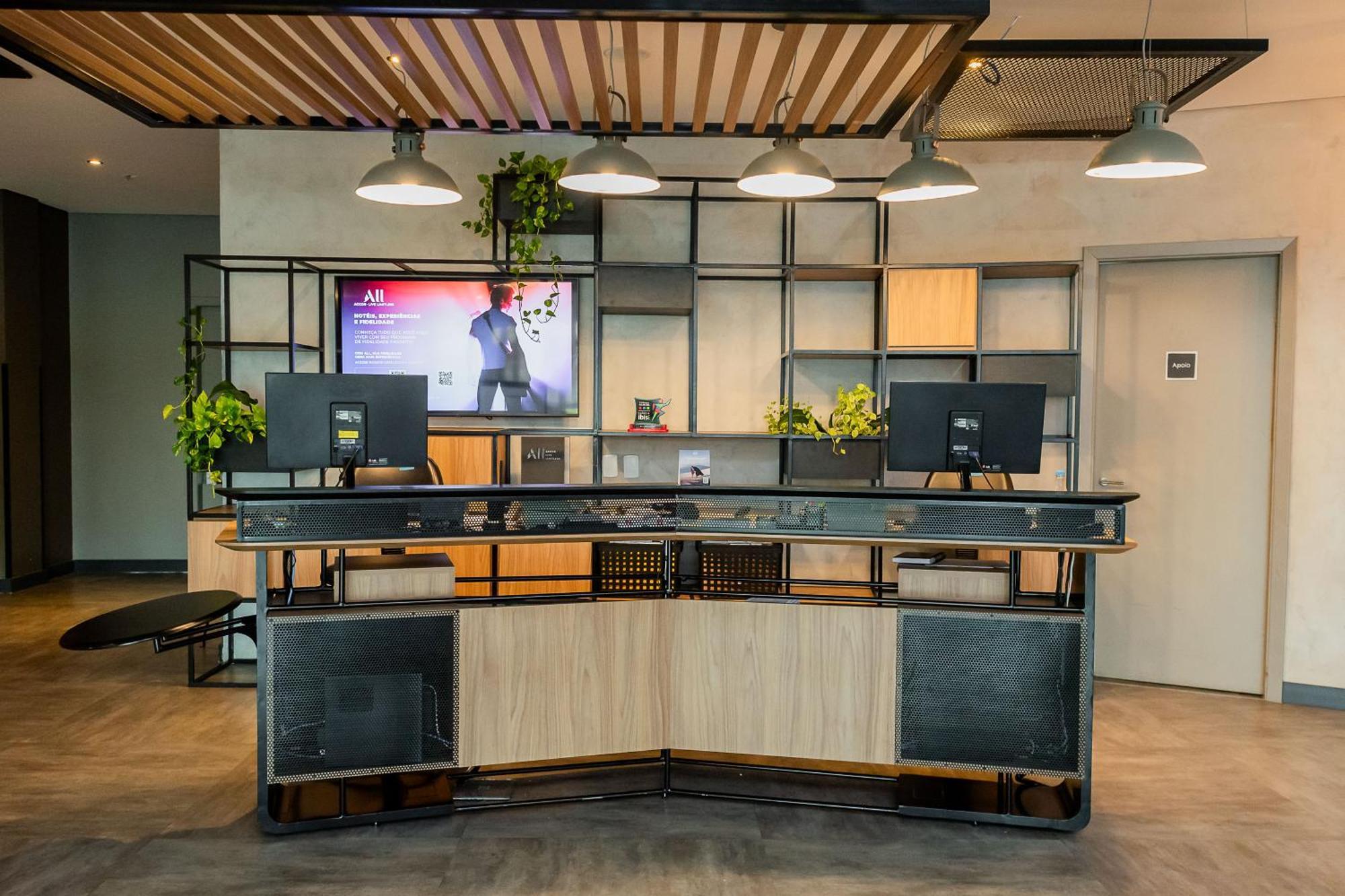 Ibis Vitoria Aeroporto Hotel Kültér fotó