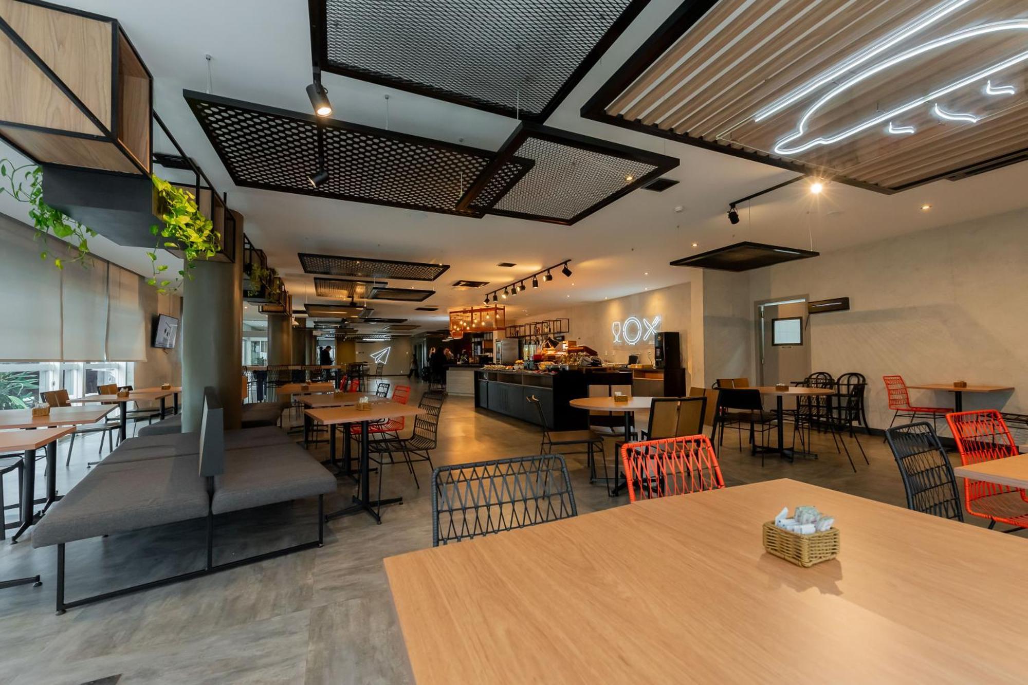Ibis Vitoria Aeroporto Hotel Kültér fotó