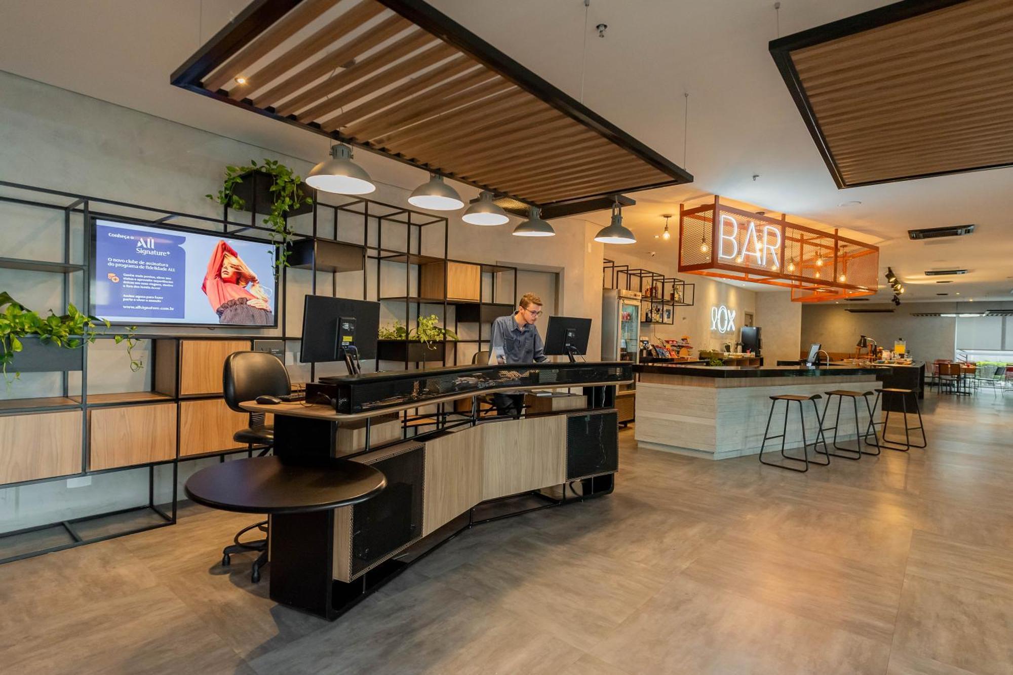 Ibis Vitoria Aeroporto Hotel Kültér fotó